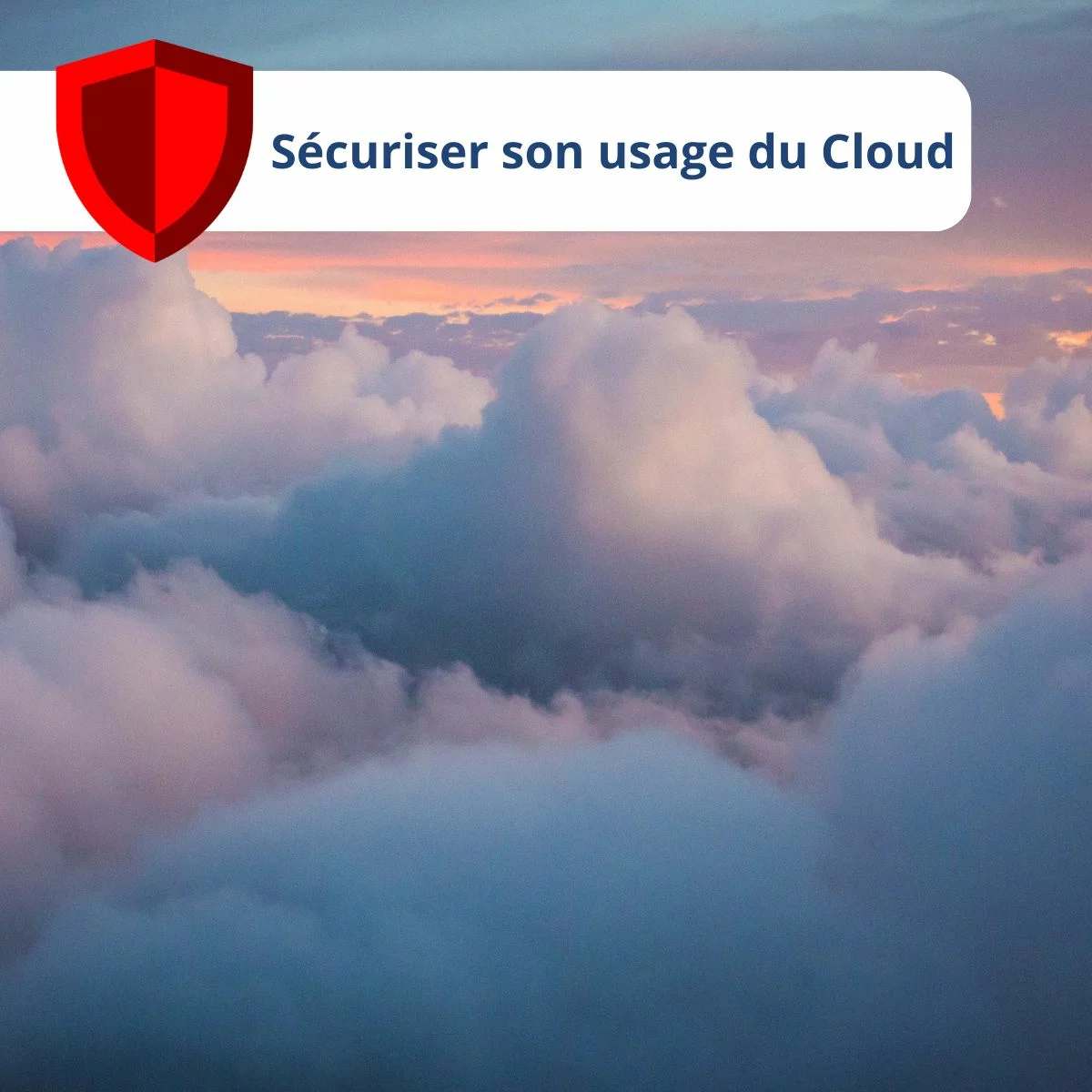 Mer de nuages au coucher du soleil, illustration du cloud